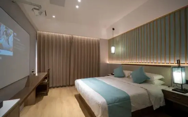 Maple Jiangfeng Bieyuan · Riverside Homestay (Suzhou Hanshan Temple & Guanqian Street Branch)