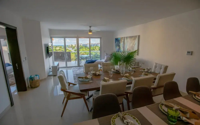 Casa Sky Penthouse Mareazul 2 Bedroom Condo by RedAwning