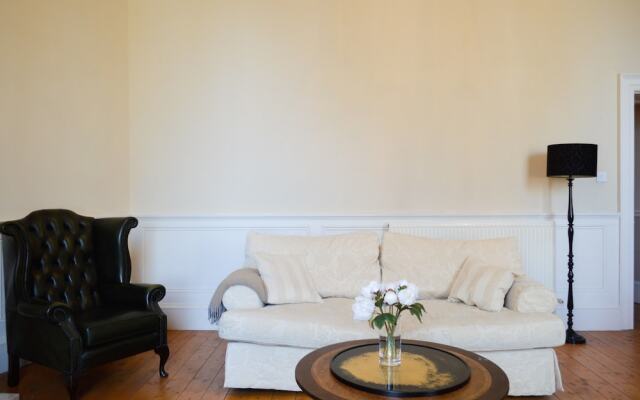 2 Bedroom Flat in Central Edinburgh