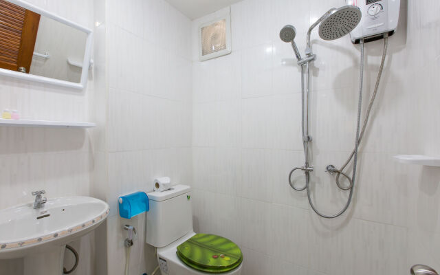 Patong Studio Apartments