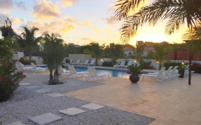 Las Islas Condo #1