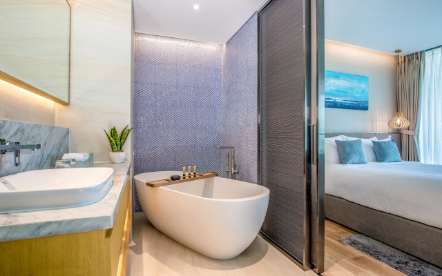 Prince Hotel Da Nang (Formerly Sel de Mer Hotel & Suites)