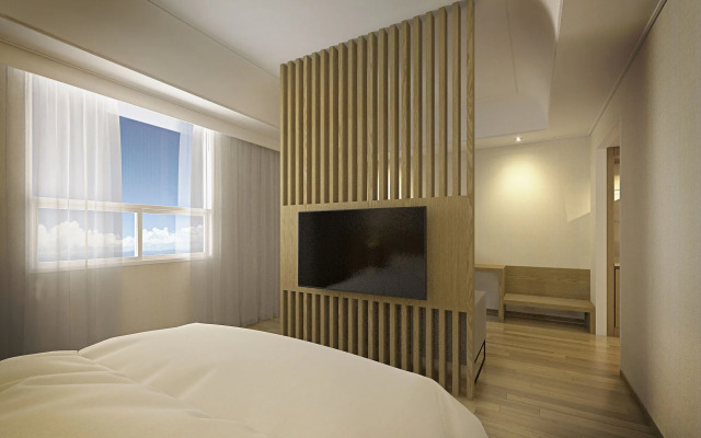 Crown Hotel Changwon