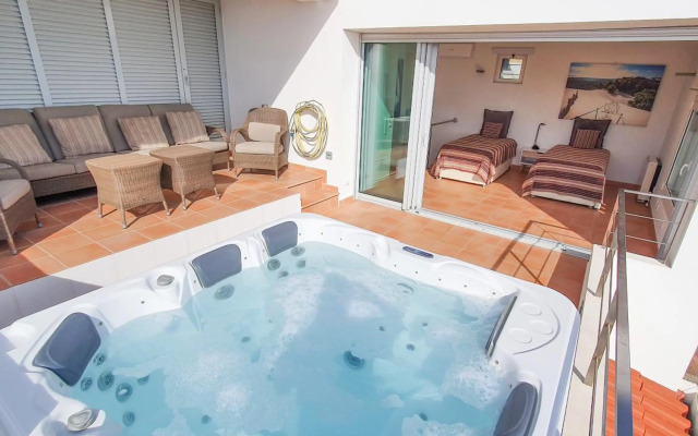 The Fantastic Beach House of Luz