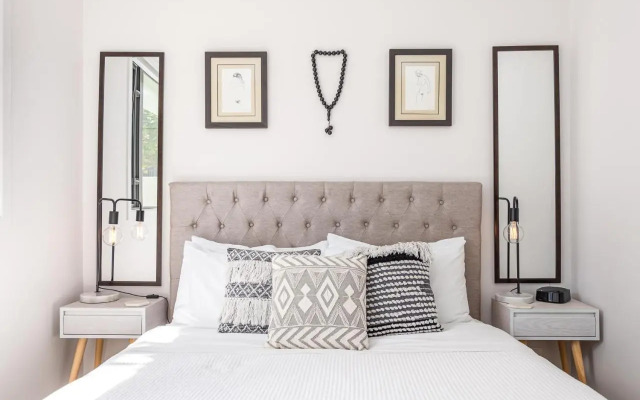 Riverside 1-Bed Apt - in the heart of the city