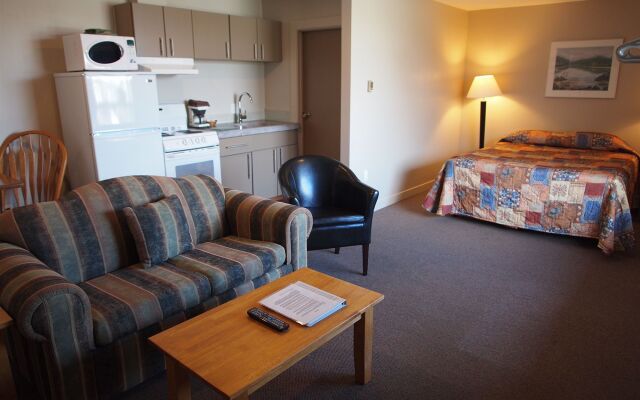 West Coast Motel