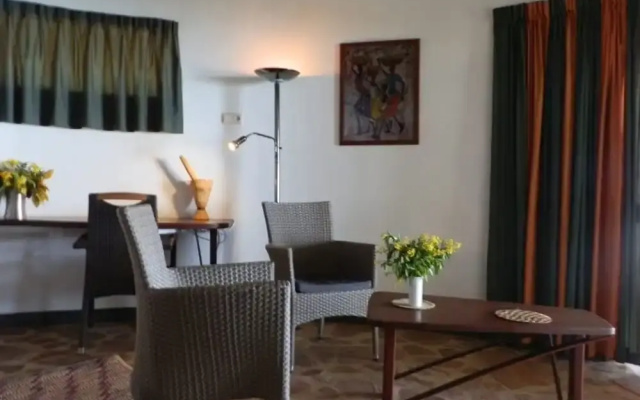 Speke Bay Lodge
