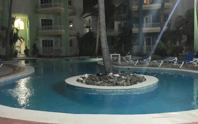 Palm Suites Unit A4