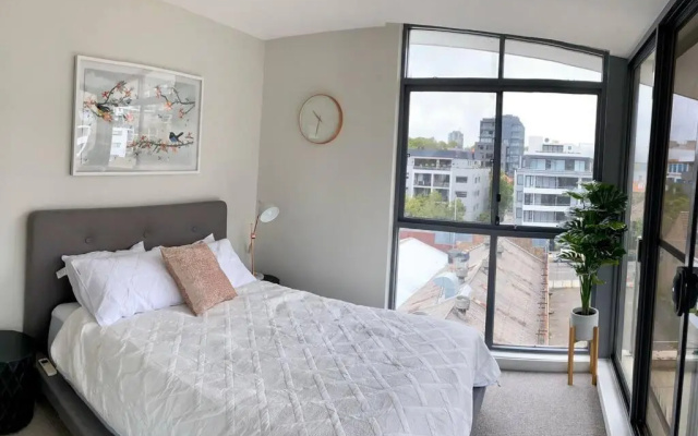 Crows Nest - Executive Penthouse - 3 Bedroom- 5km to City – Guest Rooms – Sydney