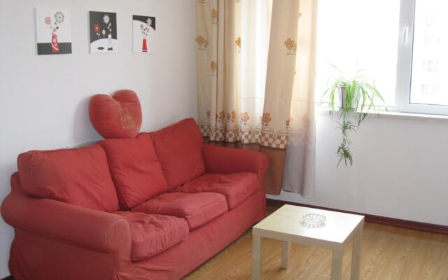 Dalian Yijia Apartment