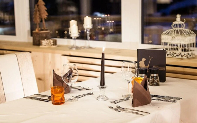 Hotel Alpenfriede