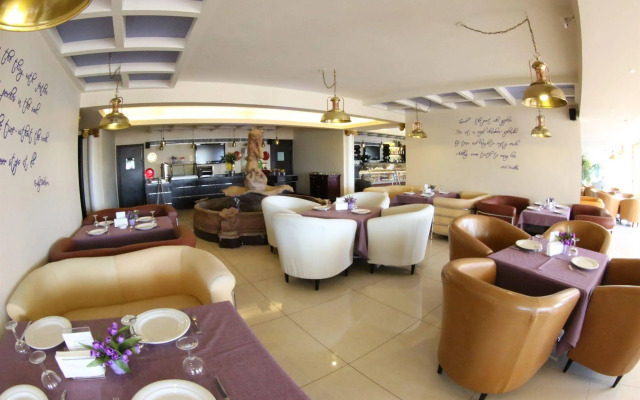 Portaluna Hotel & Resort