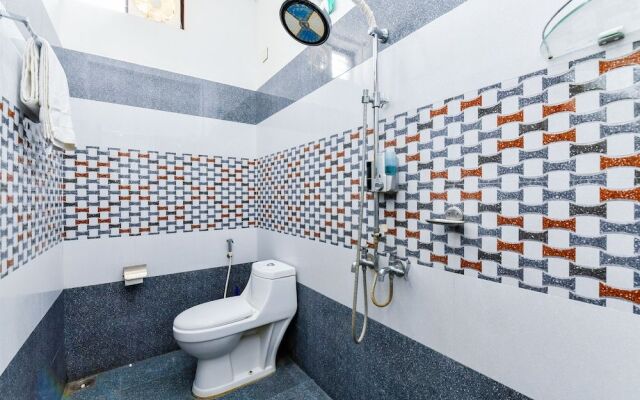 Oyo 37783 Kuwait Residency