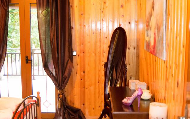 Kallisti Private Home