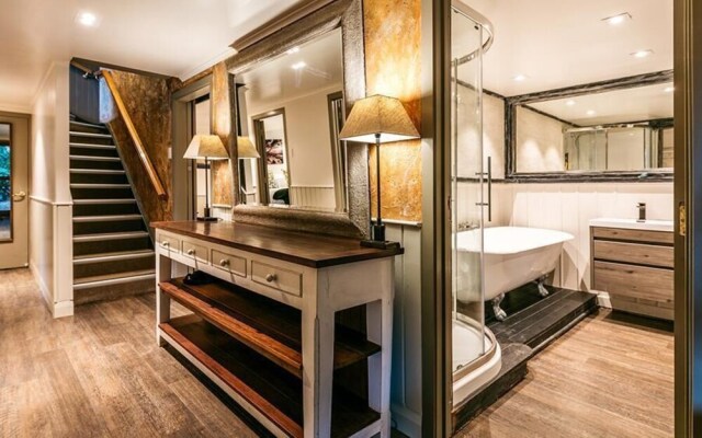 The Lodge by Waiheke Unlimited