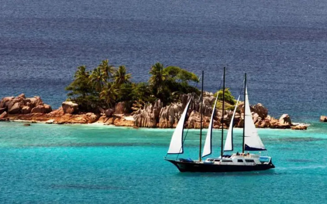 Sea Star and Sea Bird - Silhouette Cruises Ltd.