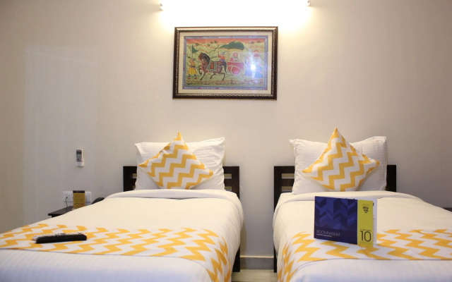 FabHotel Dior Pink City