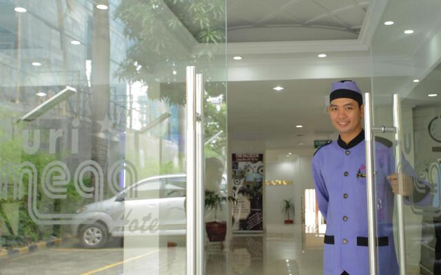 Hotel Puri Mega