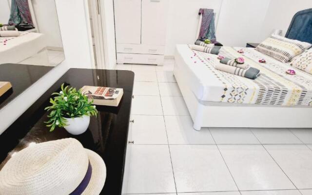 Las Vistas Apartment, Ocean View, 2 Bedrooms & Free Wifi