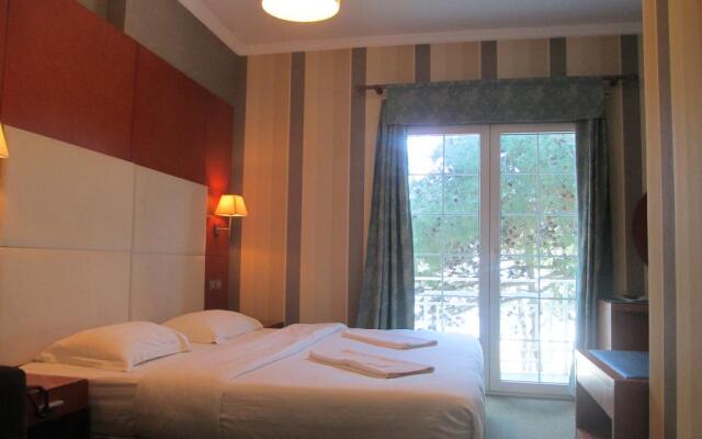 Bel Conti Hotel