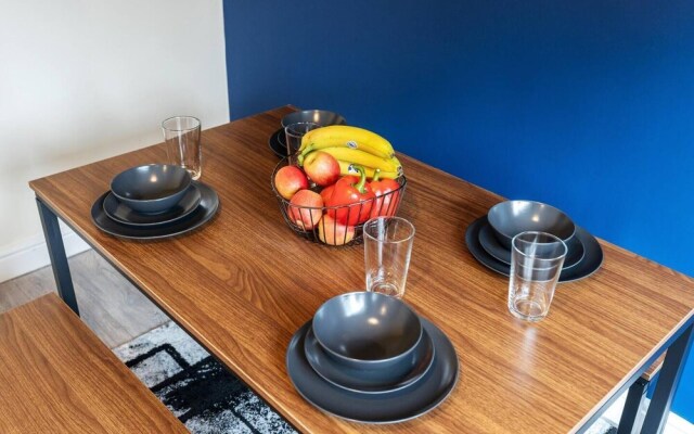 Impeccable Luxury 2-bed House in Sheffield