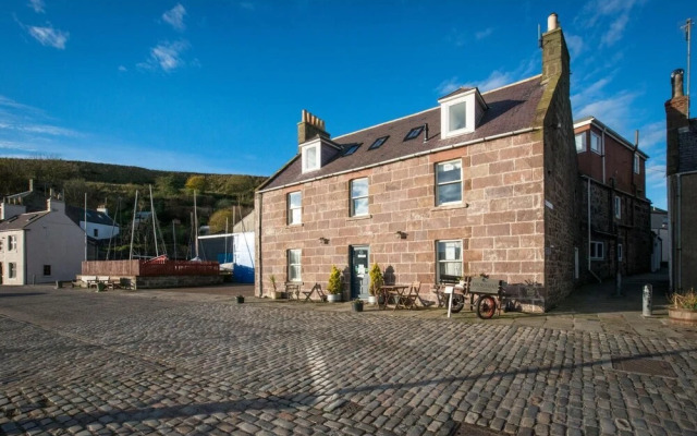 Shorehead Guest House
