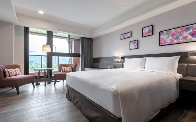 Lakeshore Hotel Yilan