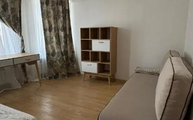 Dom v mikrorajone Univer-Siti 49