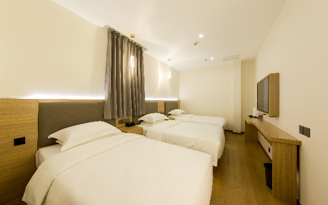 Borrman Hotel South Beijing Railway Station Caoqiao Station