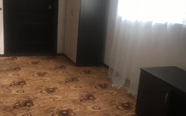 Hotel Tri Bogatyrya