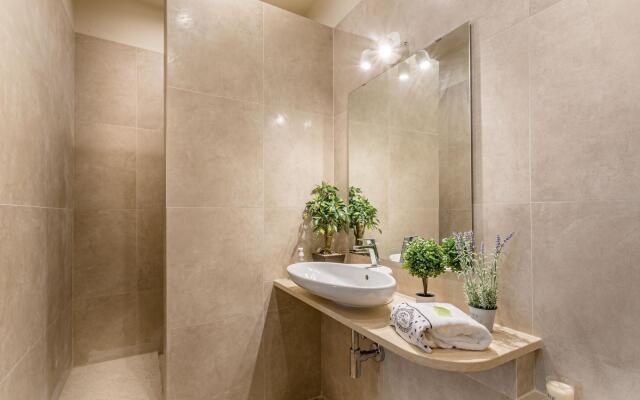 Casa Janca in Lucca With 1 Bedrooms and 2 Bathrooms