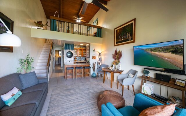 Maui Vistas #3419 2 Bedroom Condo by RedAwning