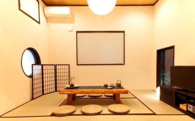 Yadoya Asakusa-Honkan