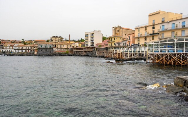 Serene Holiday Home in Acireale near Sea