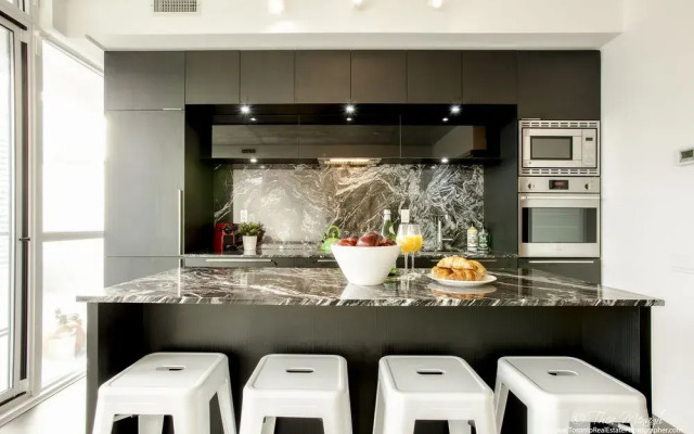 Bisha - 5 Star New Luxury Condo