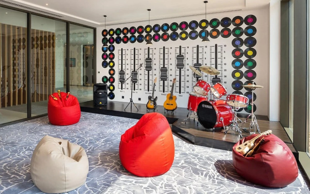 Pure Voyage Town Square