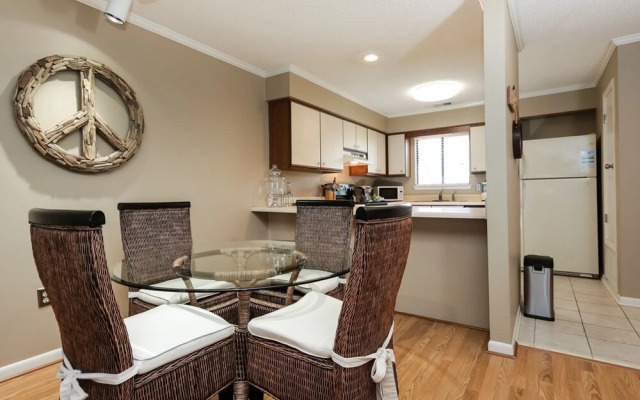 Sunset Harbor Palms 1-0310