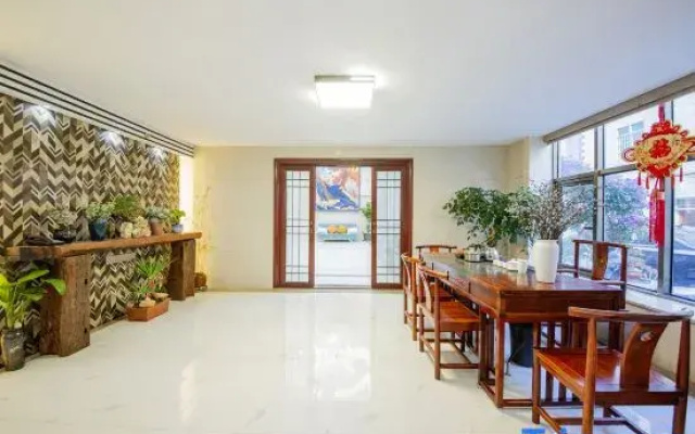 Mengjiao Island Lanjing Homestay (Lianchi Ao Beach Store)