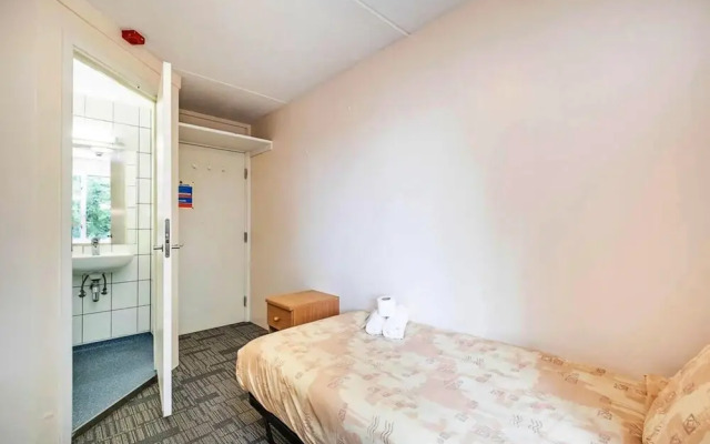 En Suite Rooms COLINDALE SK