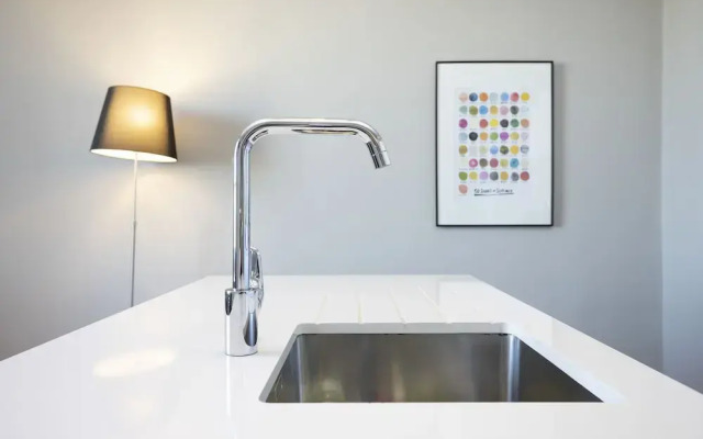 JOIVY Splendid 2-Br Apartment In New Town