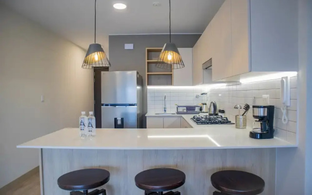 w Majestic 1BR w Modern Pool in Miraflores
