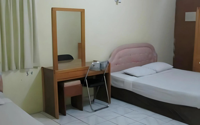 Hotel Lautze Indah