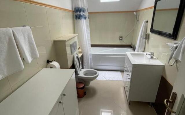 Eroilor II Apartament