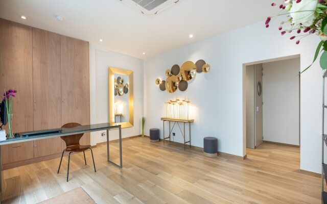 Private Apartment and Terrace Le Marais