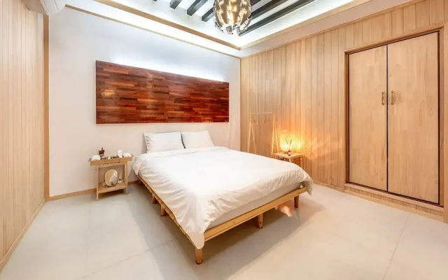 Yeosu Elon Pension