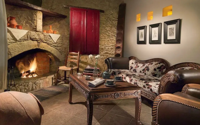 Oinoessa Traditional Boutique Houses