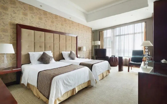 XinHua JianGuo Hotel