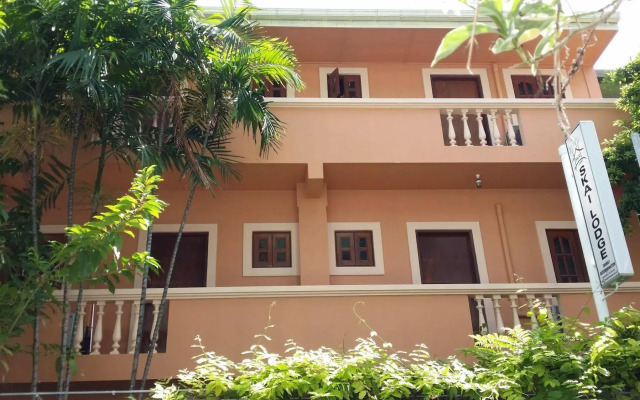 Skai Lodge