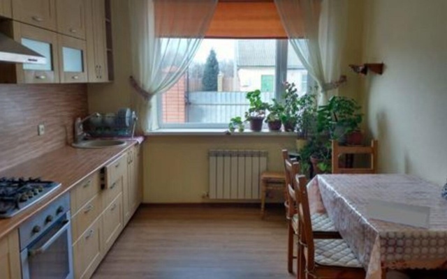 Коттедж Apartment Family (Апартмент Фэмили)