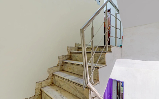 Hotel King by OYO Rooms